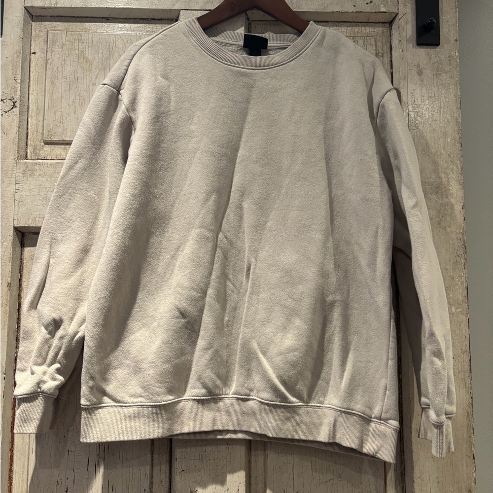 H&M Crewneck Sweater in Cream